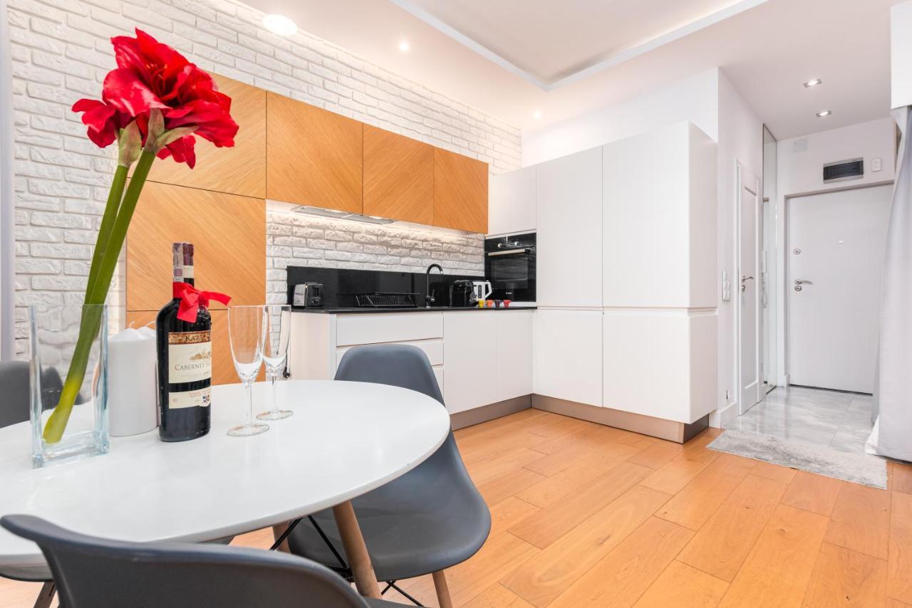 Piekna Apartament By Your Freedom Варшава Екстер'єр фото